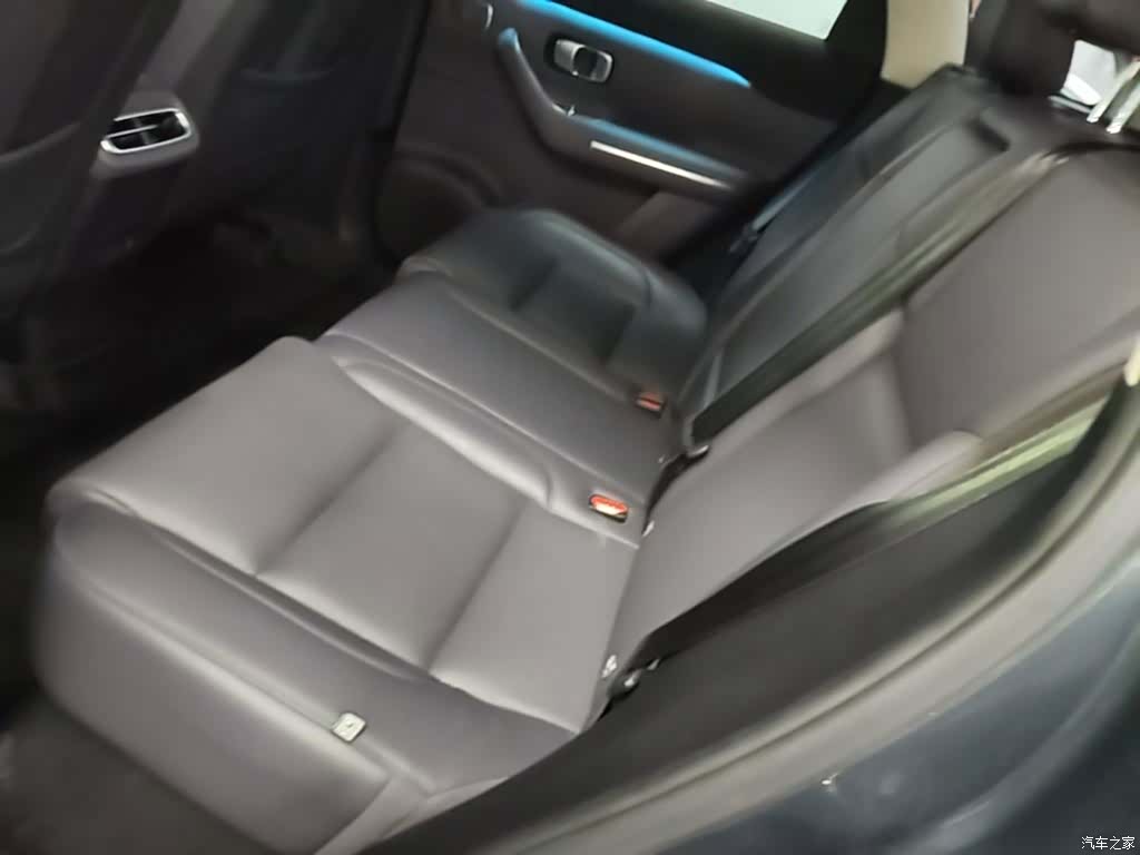 Leapmotor C10, 2024 17