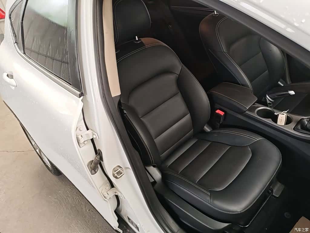 Geely Emgrand, 2017 25