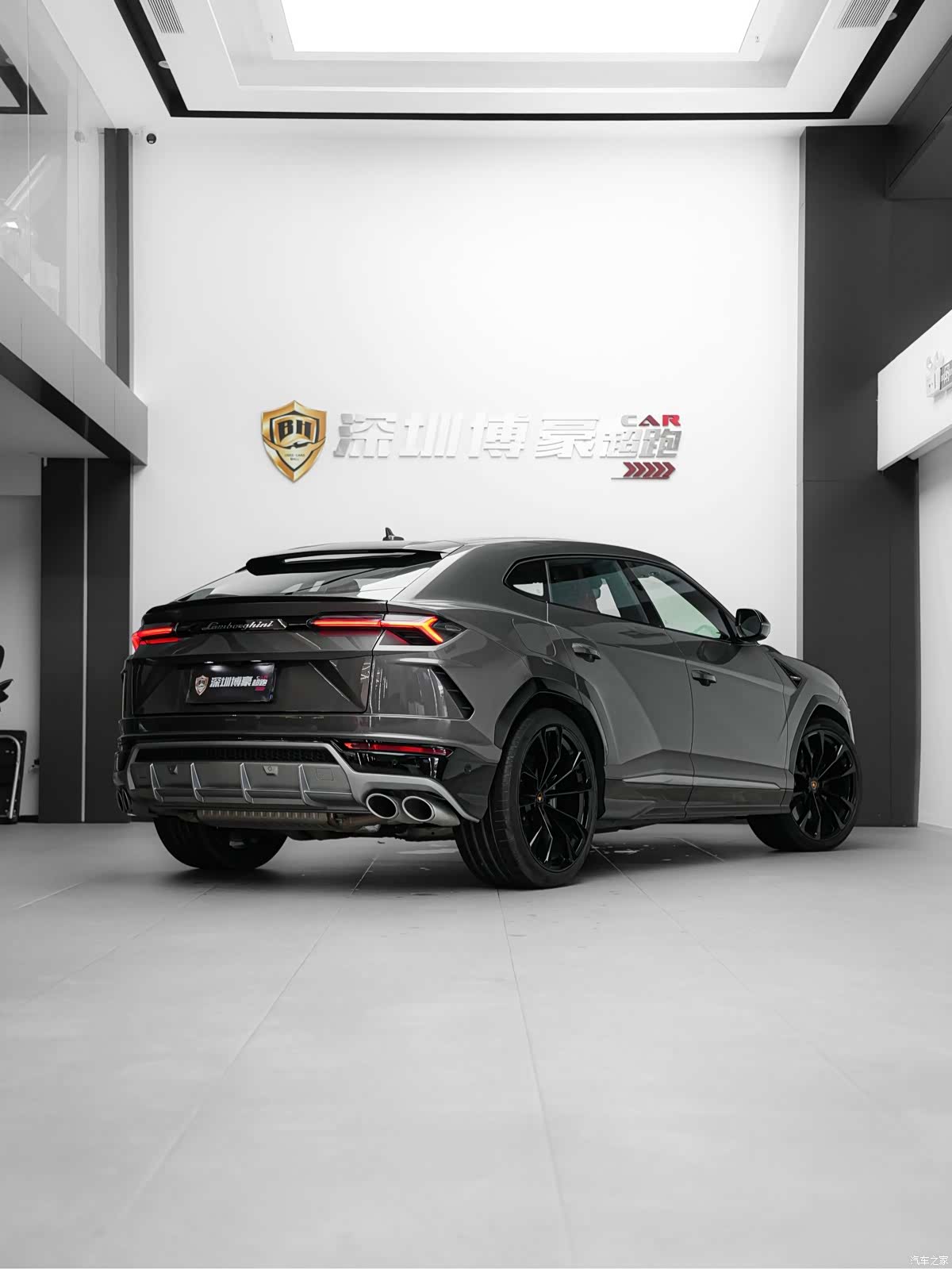 Lamborghini Urus, 2021 23