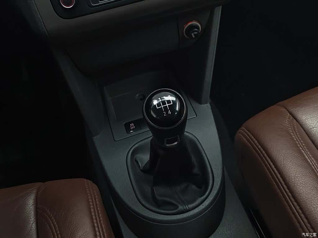 Volkswagen 5, 2014 13