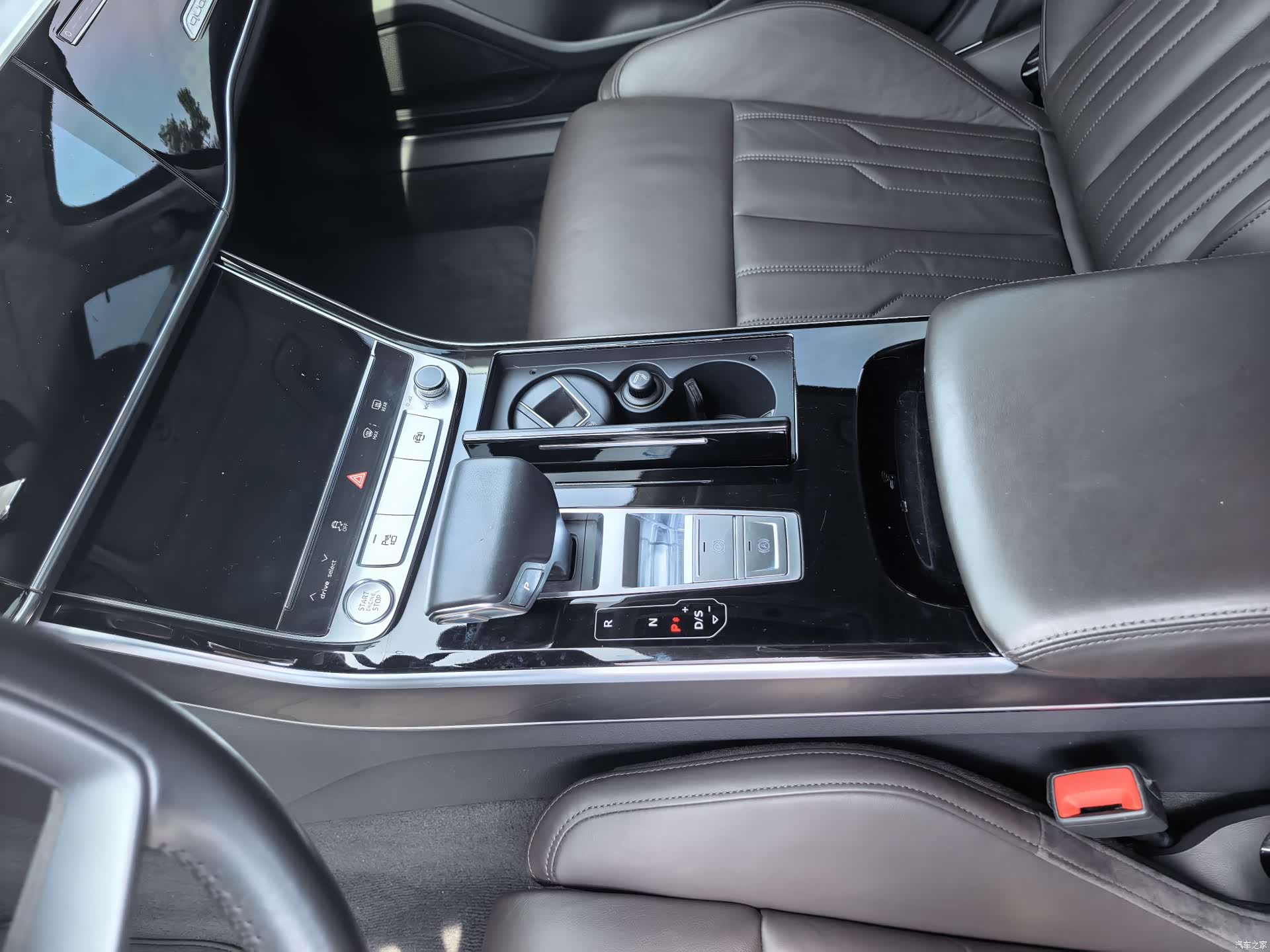 Audi A8L, 2020 12