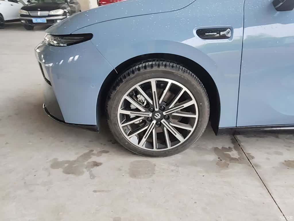 Leapmotor B01, 2025 23