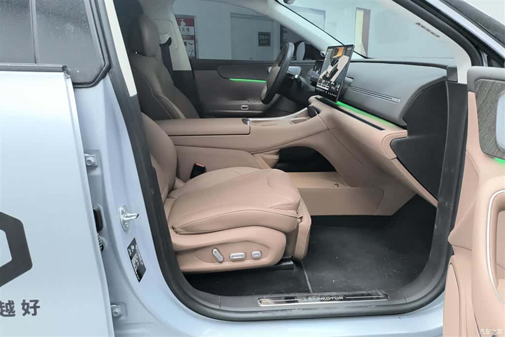 Leapmotor C11, 2025 8