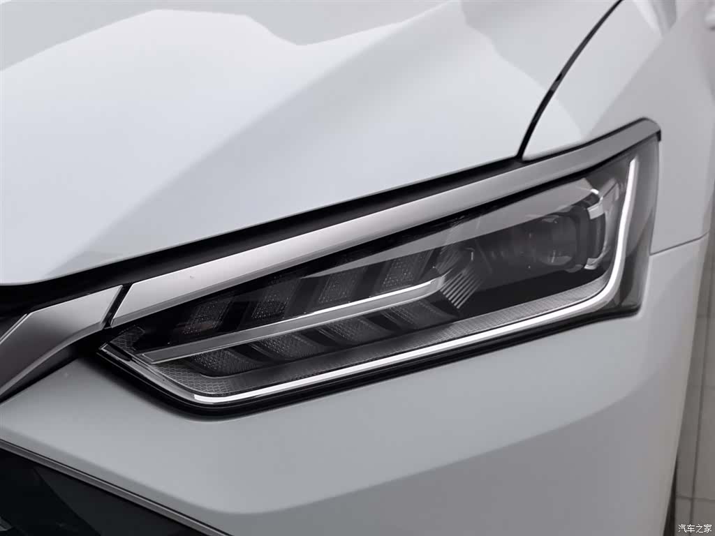 BYD Qin, 2023 7