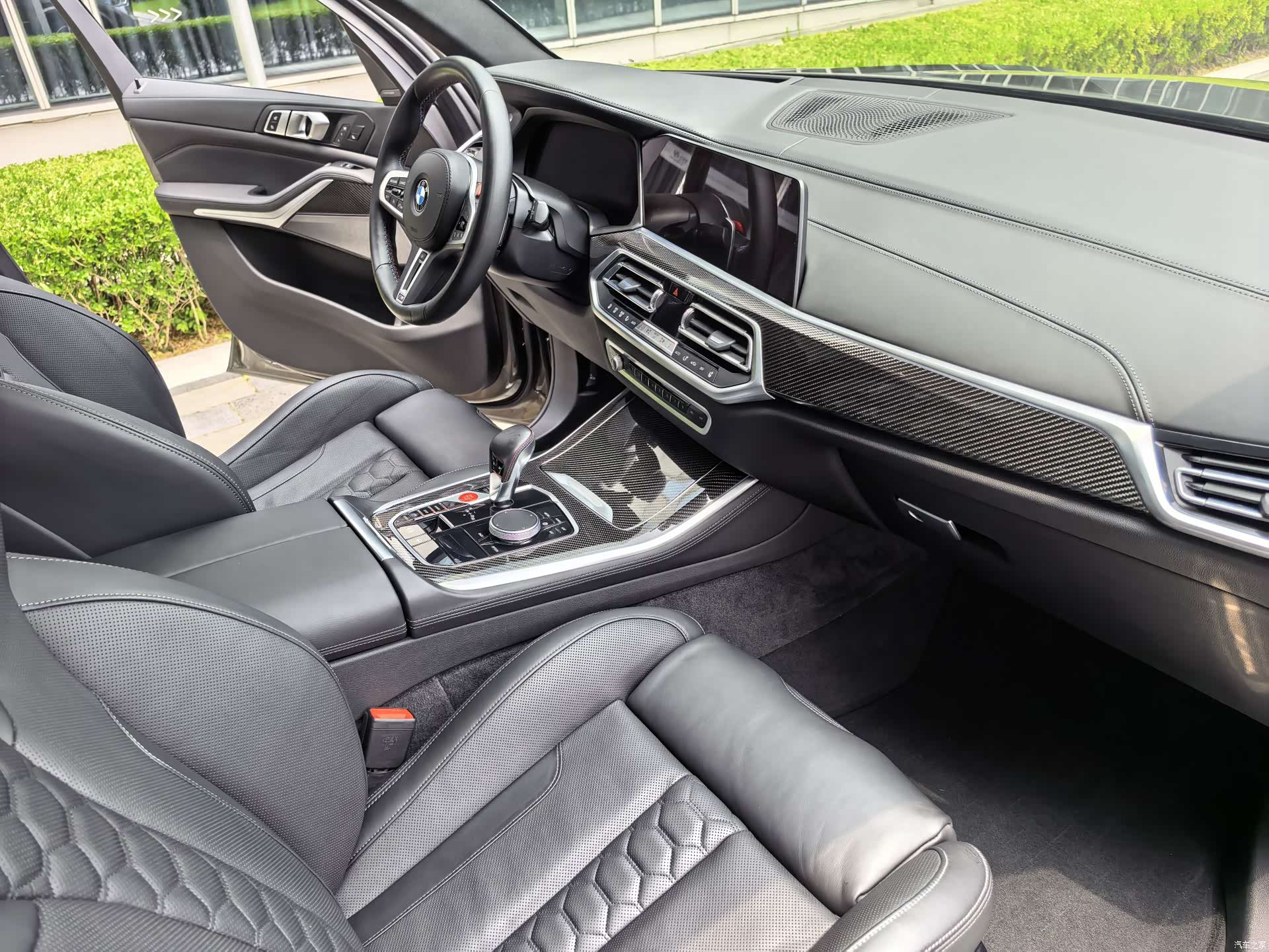 BMW X5, 2023 37