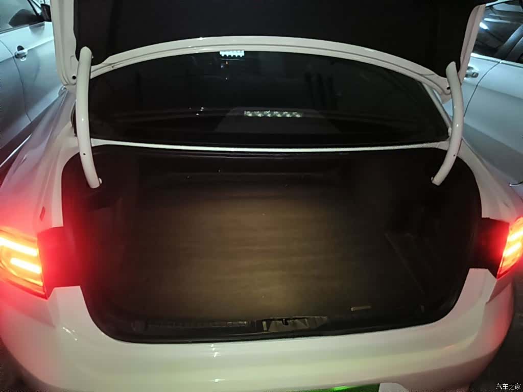 Volkswagen Lamando, 2018 19