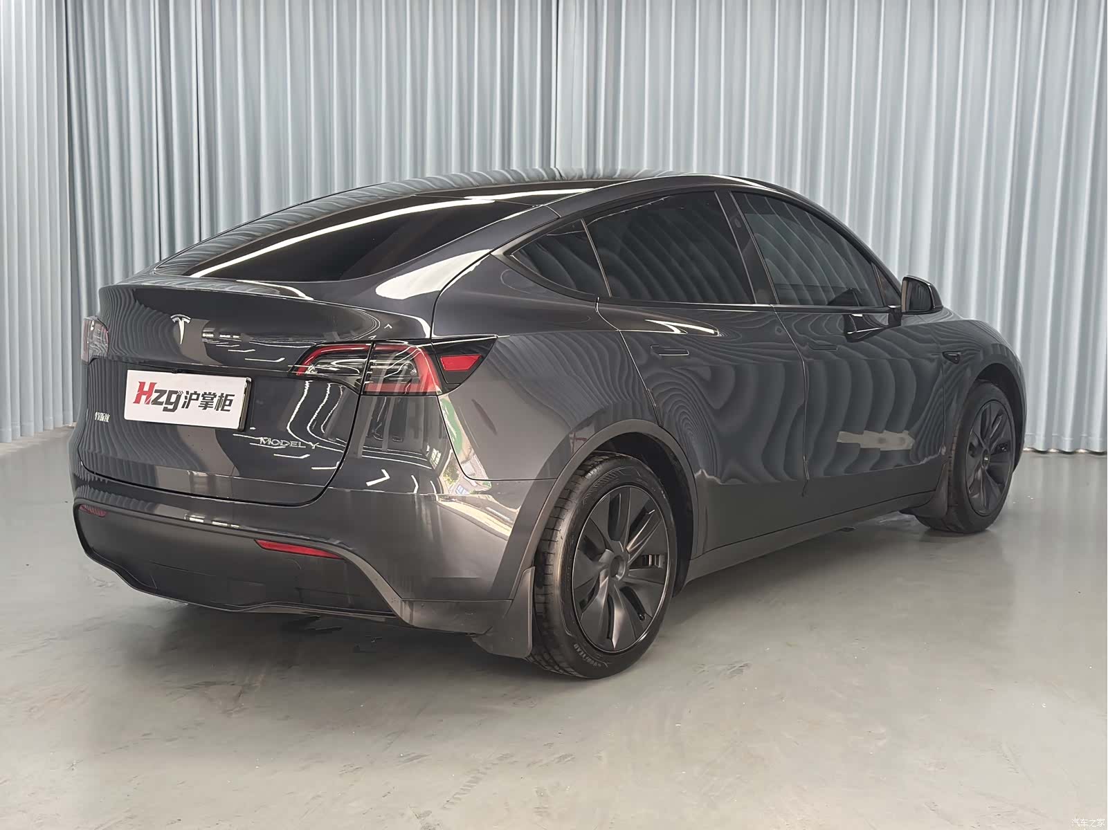 Tesla Model Y, 2024 7