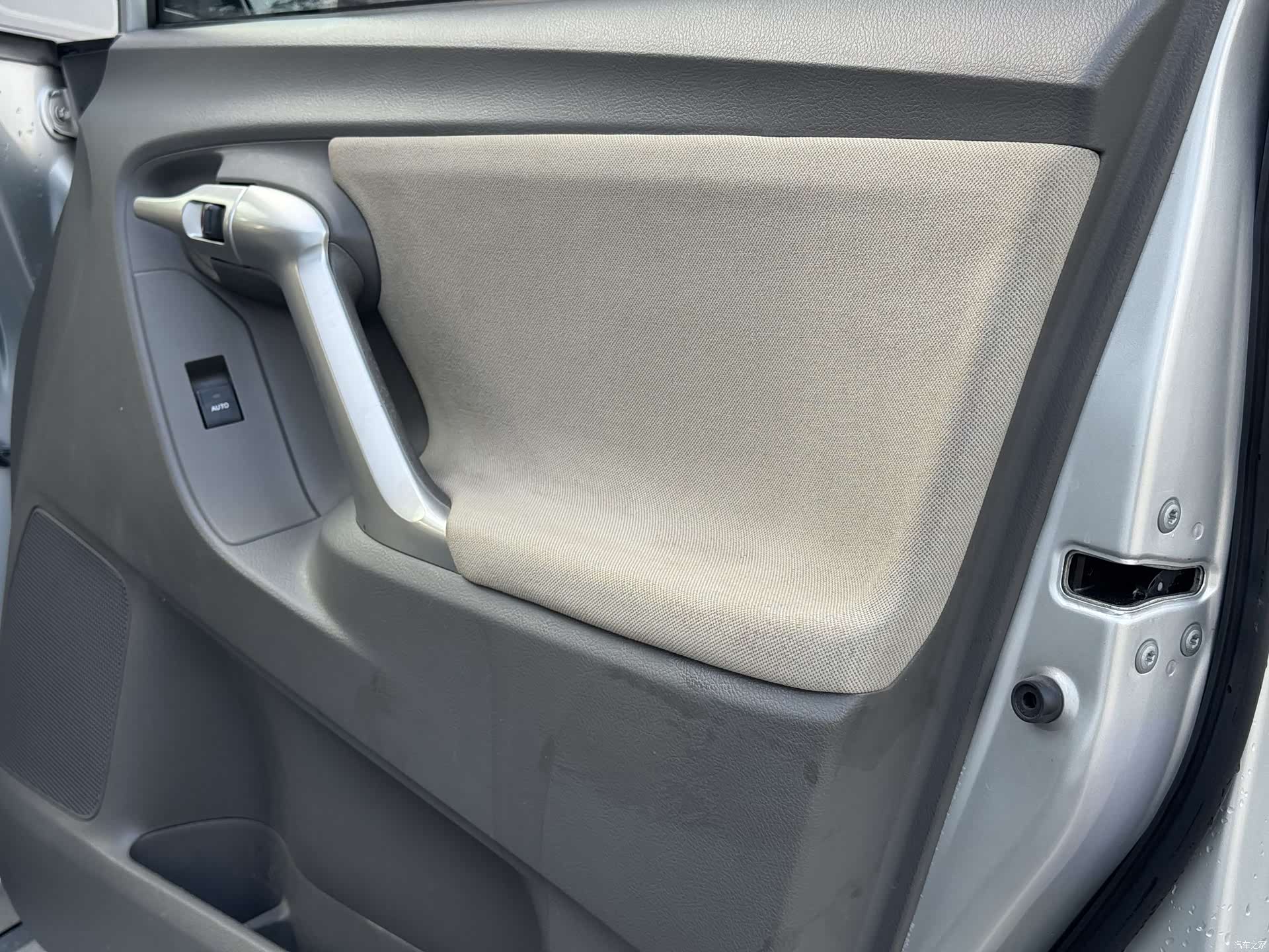 Toyota 180G, 2012 15