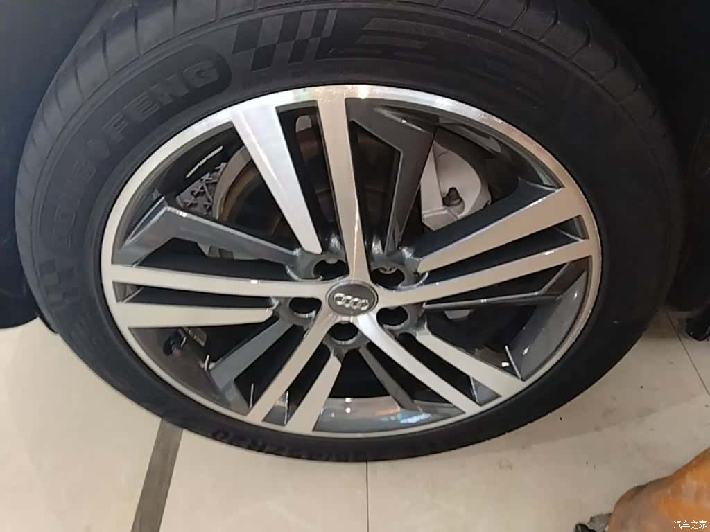 Audi Q5L, 2019 23