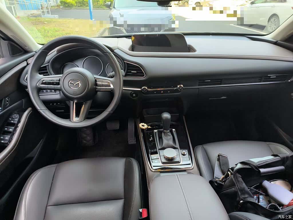 Mazda CX-30, 2025 13