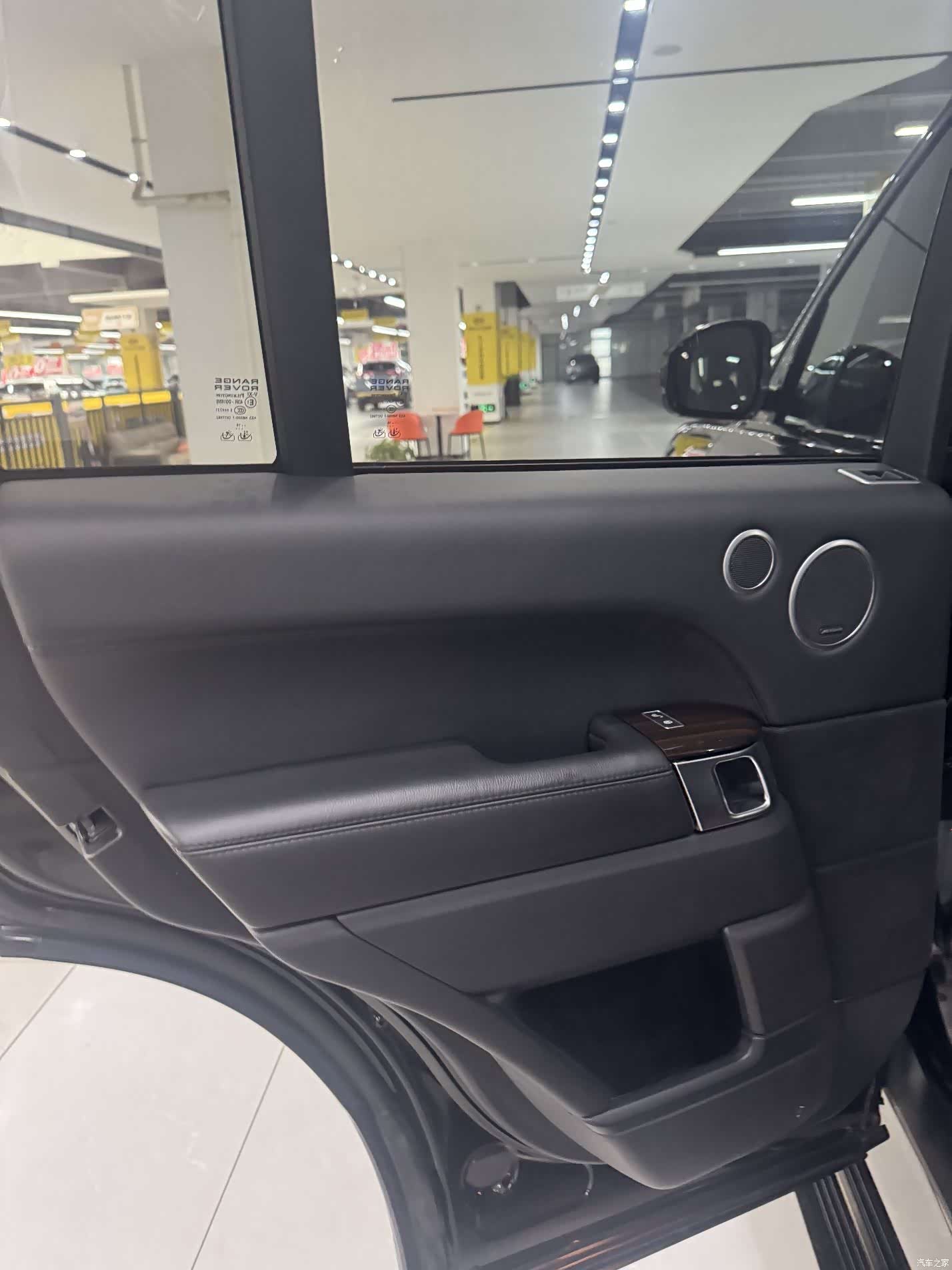 Land Rover Range Rover, 2016 14