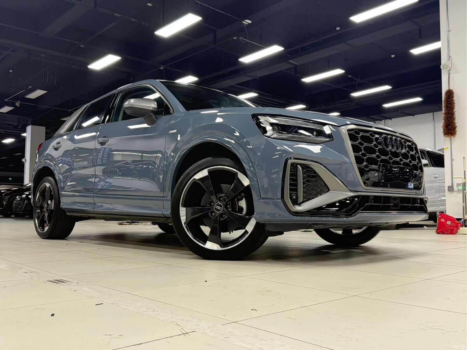 Audi Q2L, 2022 2