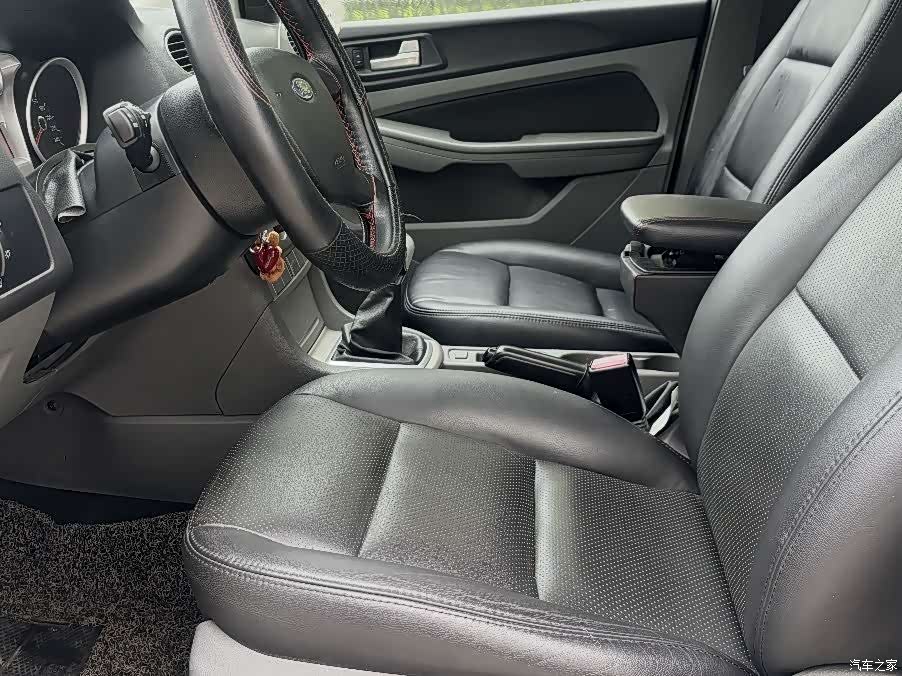 Ford Focus, 2015 3