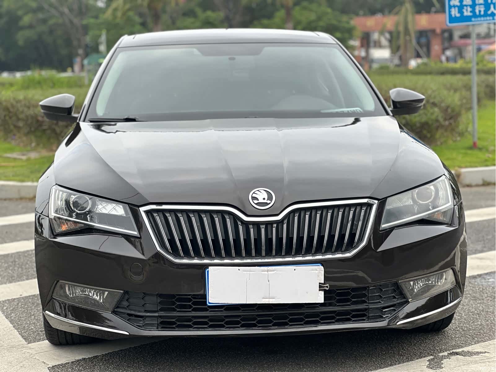 Skoda Superb, 2019 1