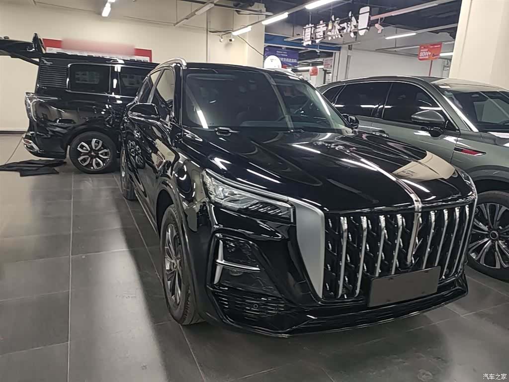 Hongqi HS5, 2023 4