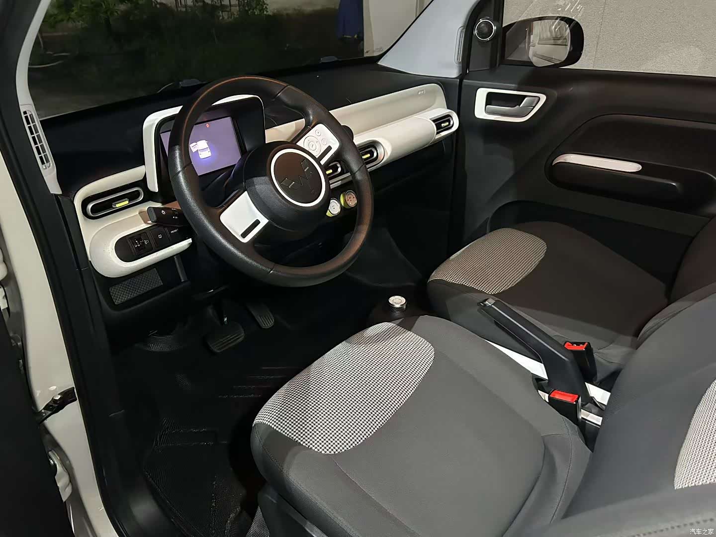 Wuling MINIEV, 2025 8