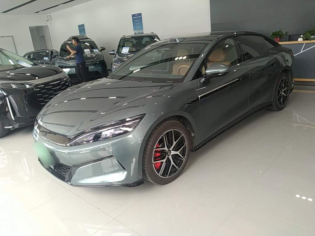 BYD Han L