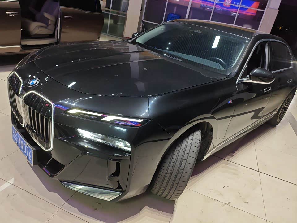 BMW 7 Series 7 2023 735Li M Sport
