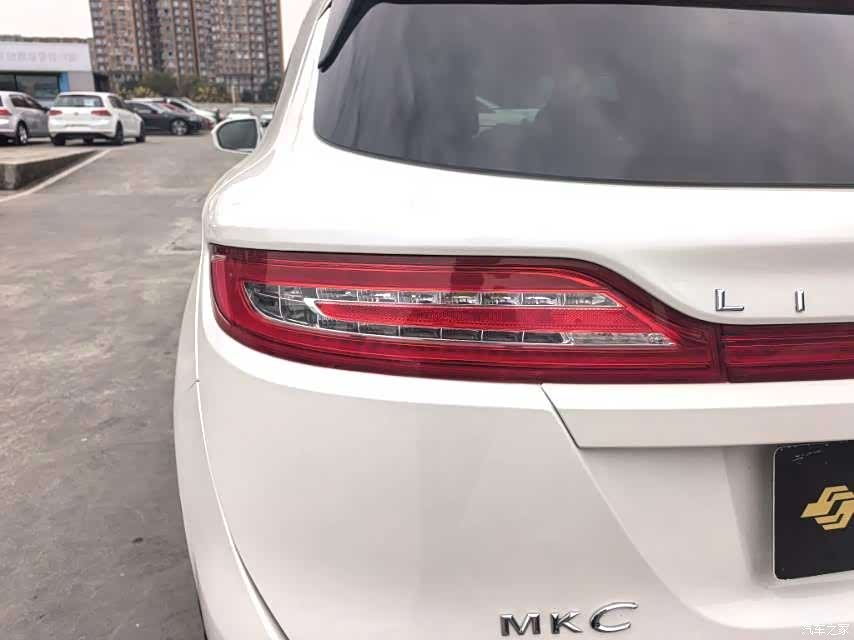 Lincoln MKC, 2015 8