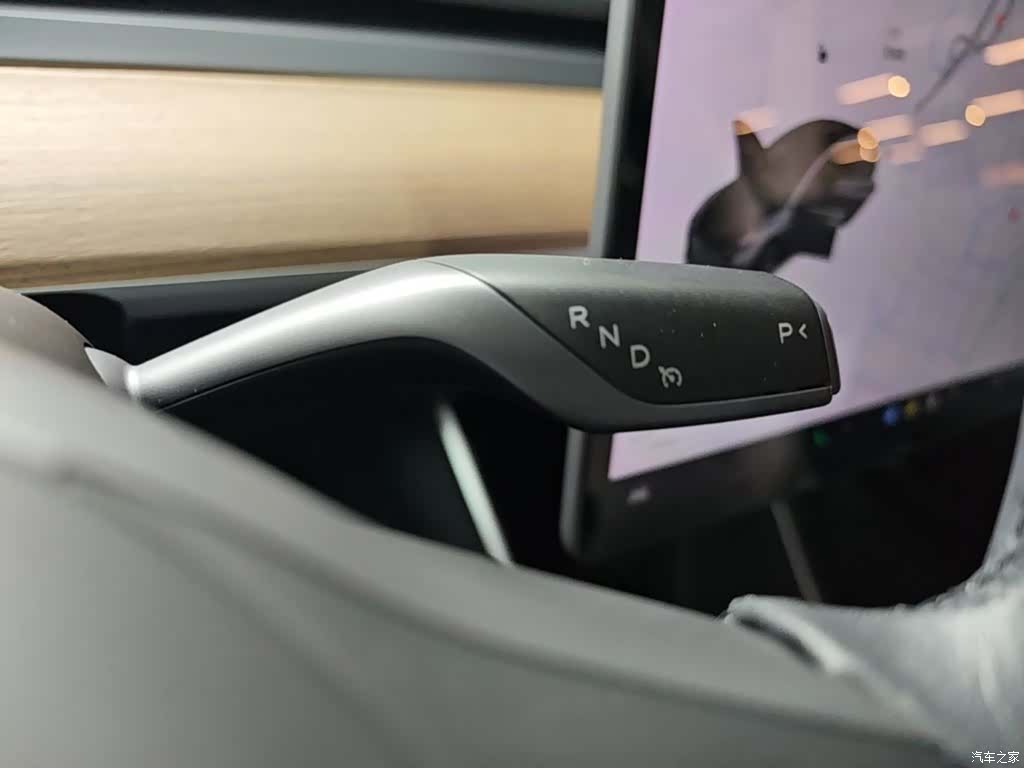 Tesla Model 3, 2020 14
