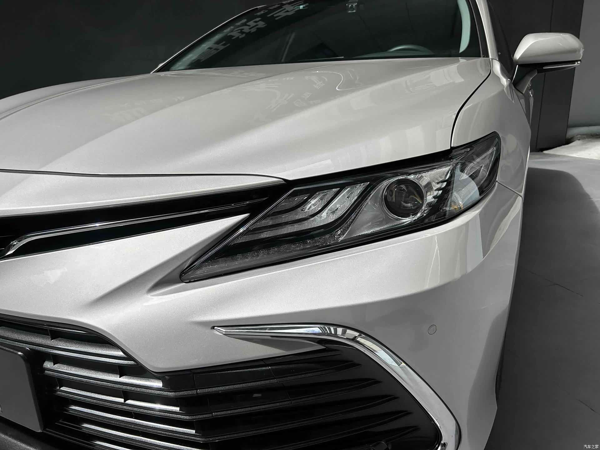 Toyota Camry, 2022 4