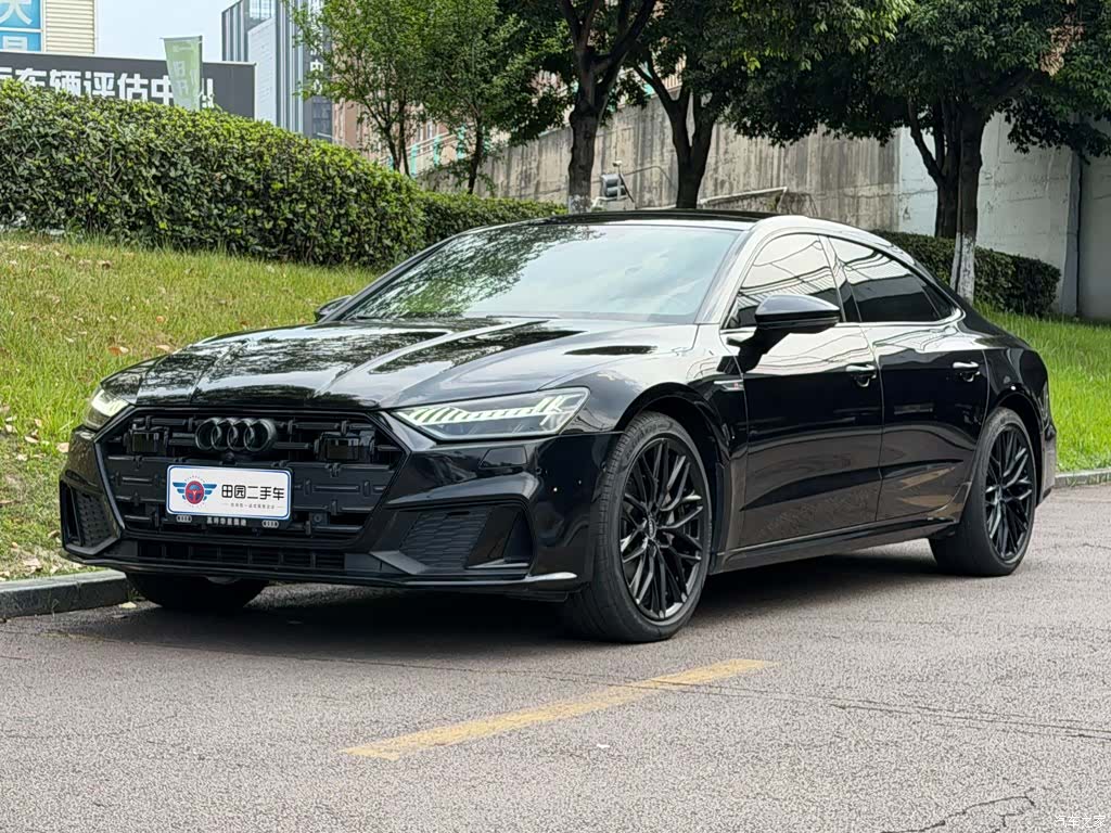 Audi A7L, 2023 1
