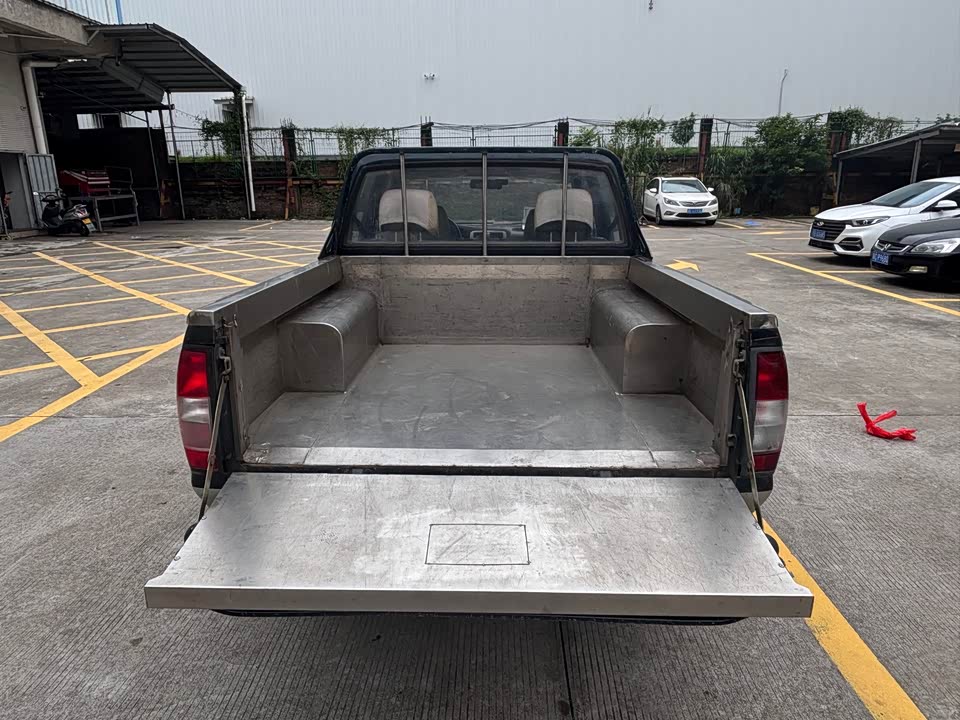 Dongfeng Ruiqi