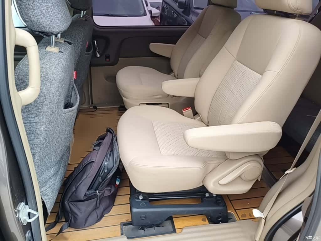 Buick GL8, 2016 15