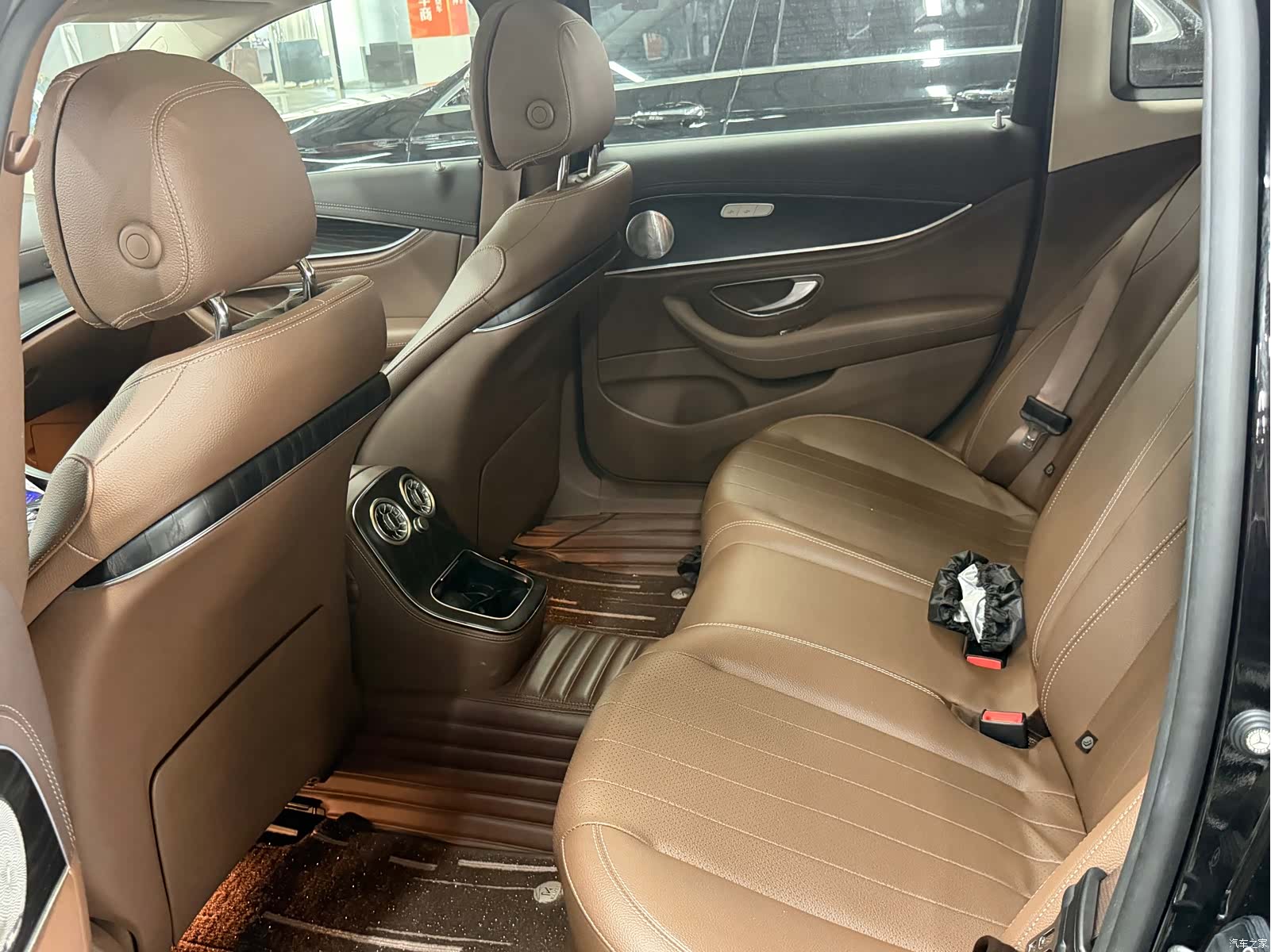 Mercedes-Benz E-Class, 2022 7