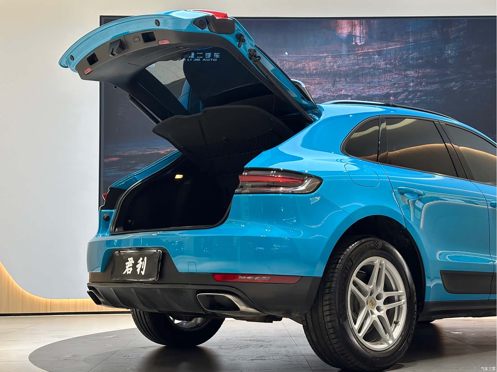 Porsche Macan, 2019 10