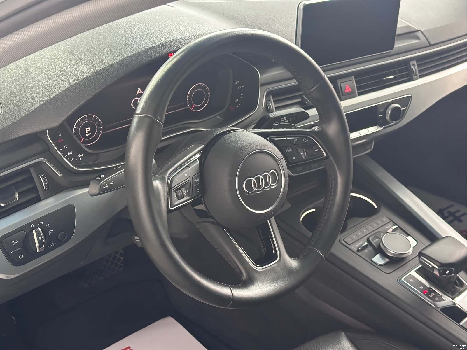 Audi A4L, 2019 8
