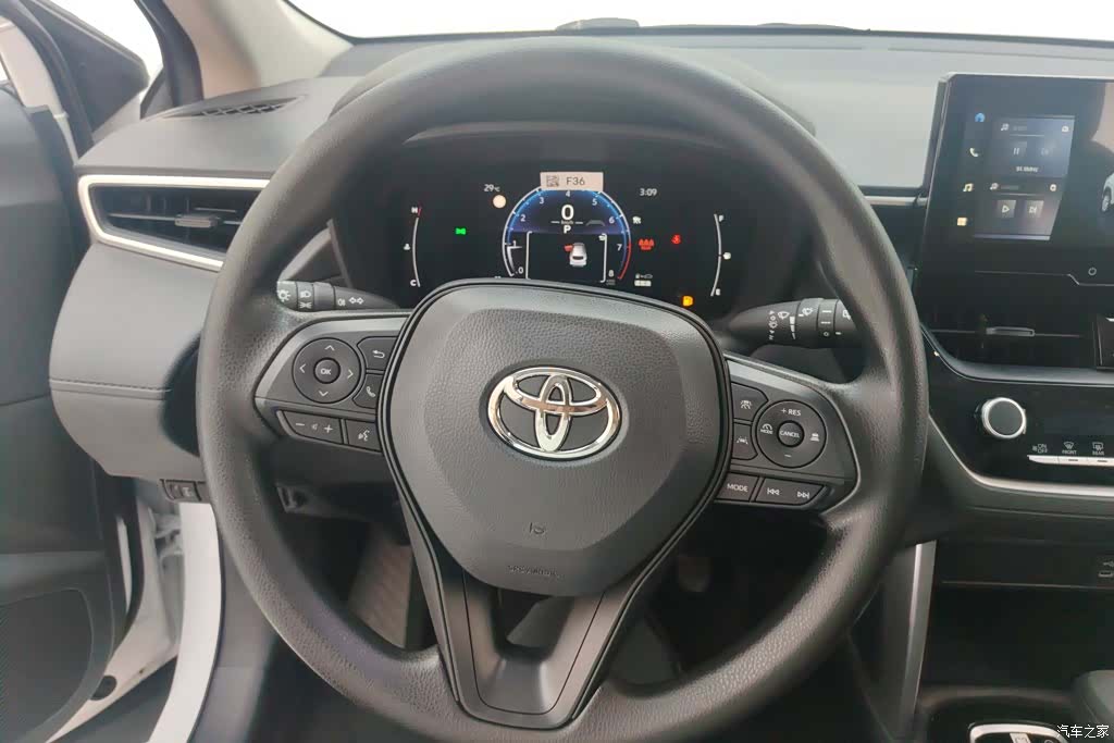 Toyota Corolla, 2026 15