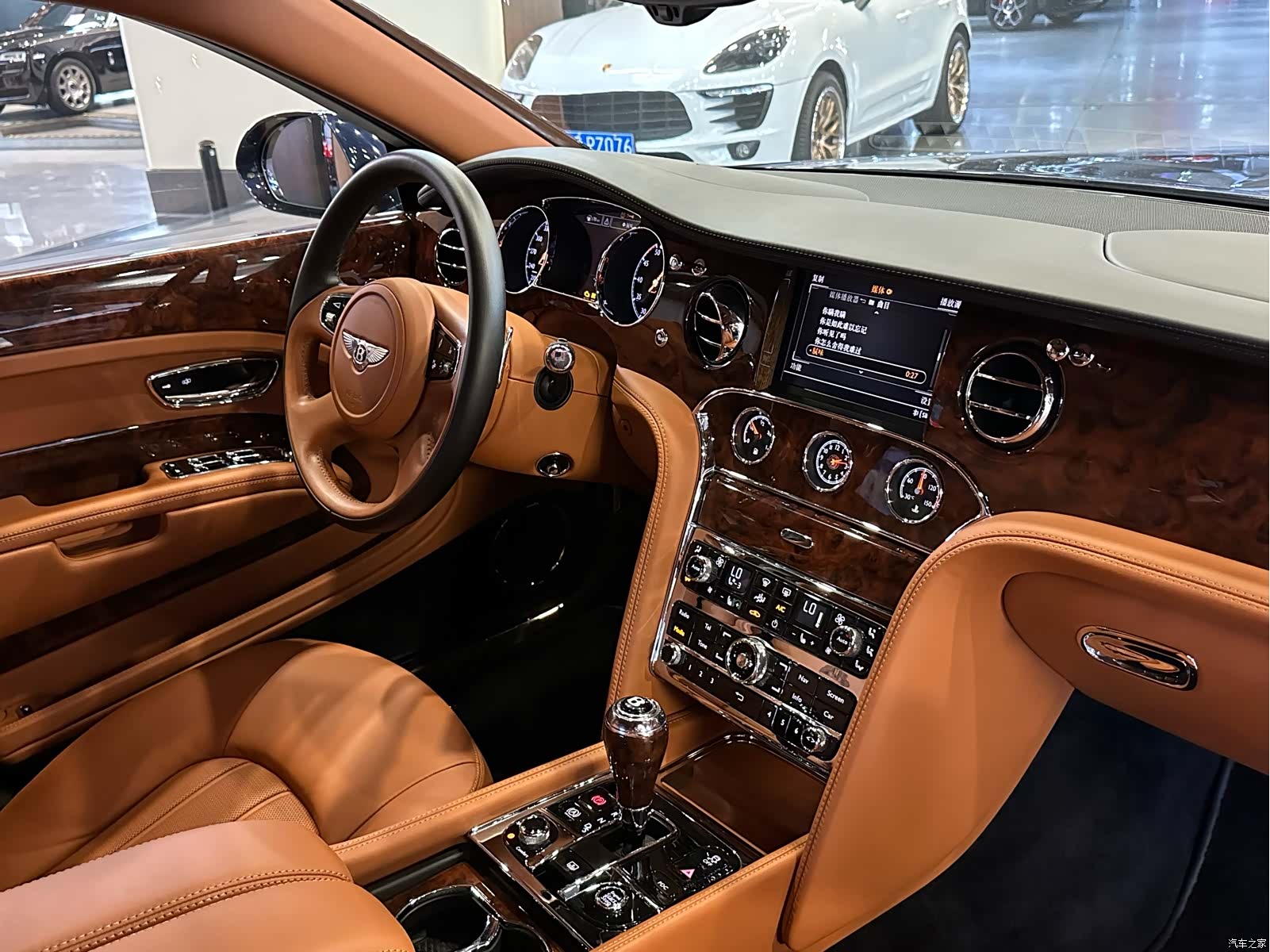 Bentley Mulsanne, 2013 12
