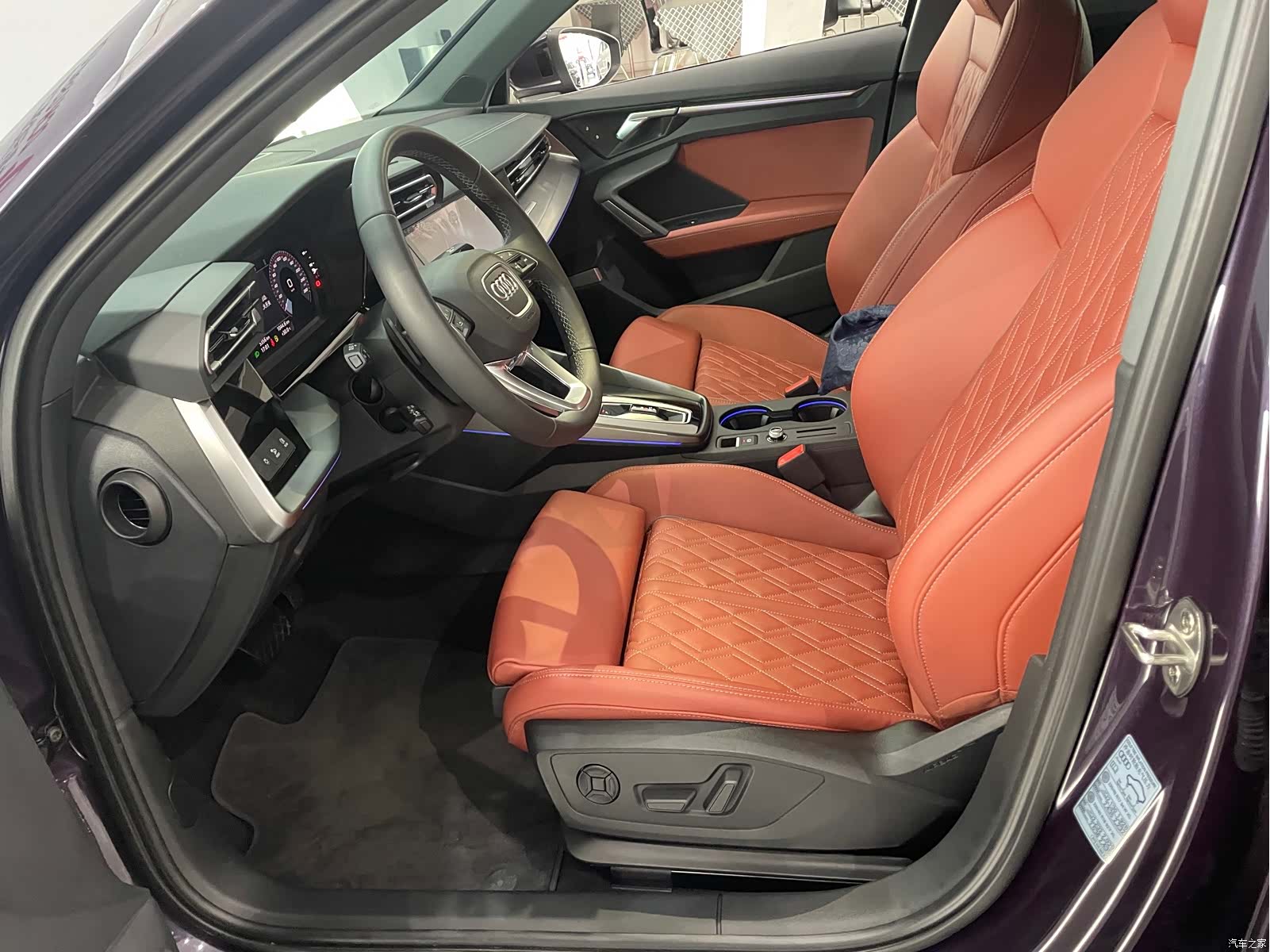 Audi Flying Spur, 2025 12