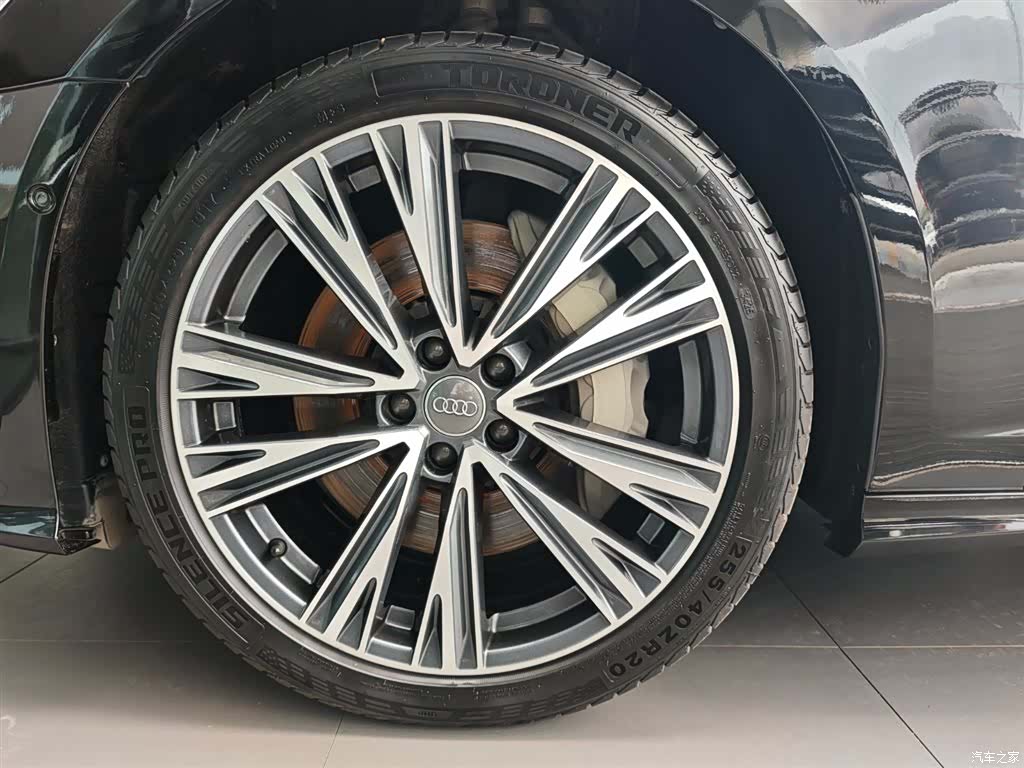 Audi A6L, 2020 15