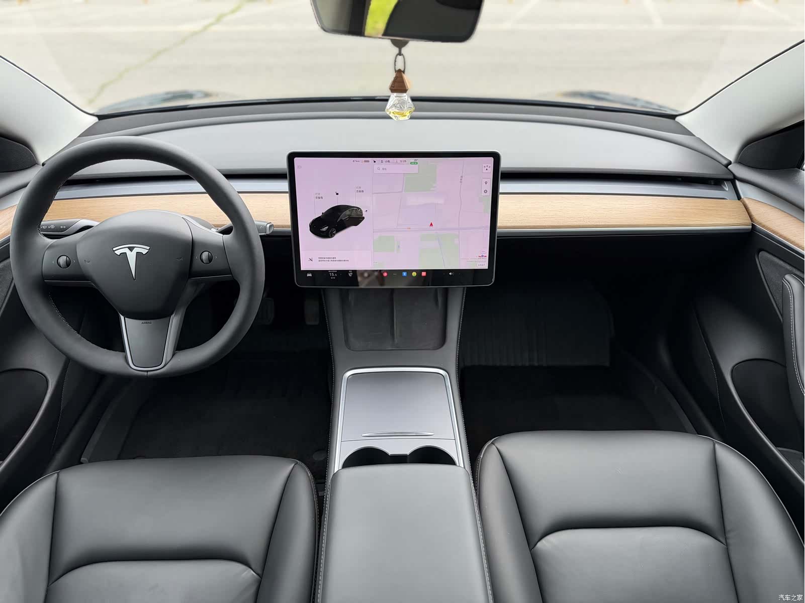 Tesla Model 3, 2021 15