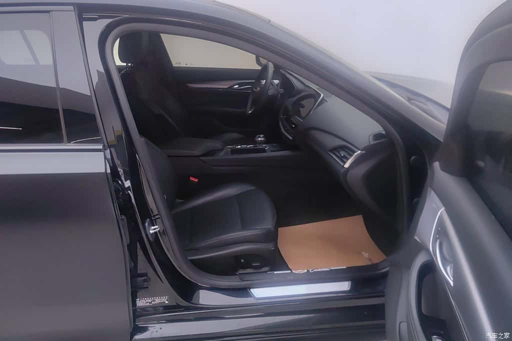 Cadillac CT5, 2023 8