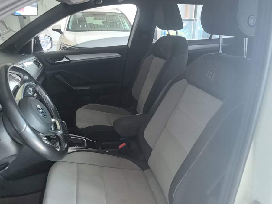 Volkswagen T-ROC 2021, фото 12