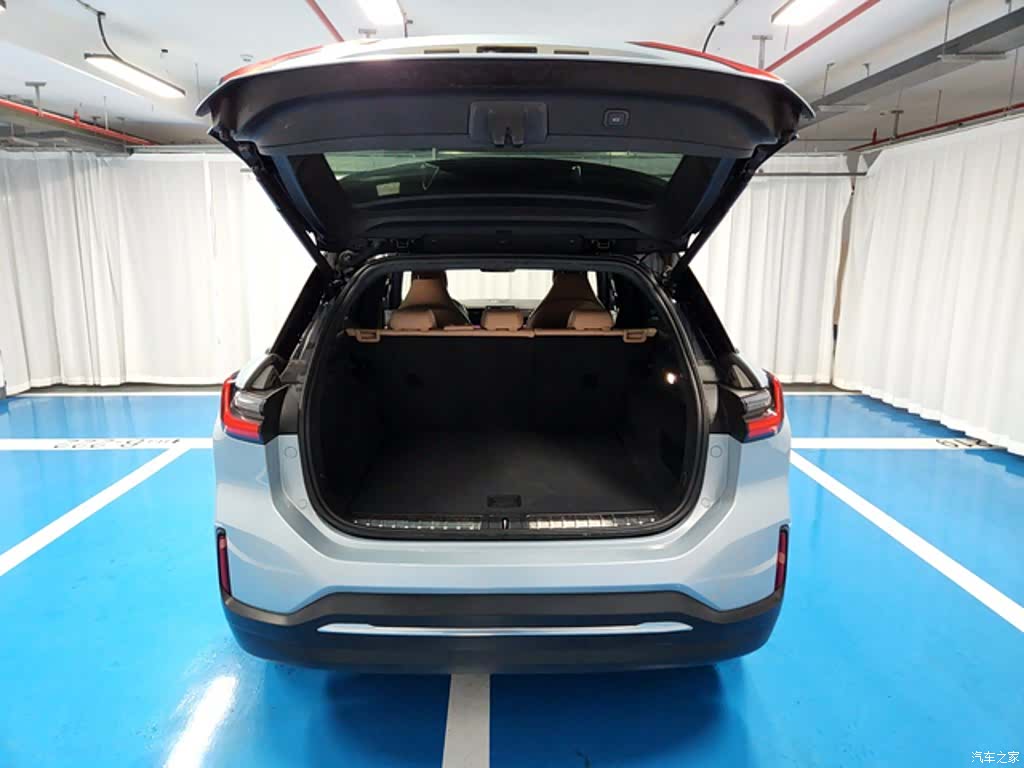 NIO ES6, 2022 11