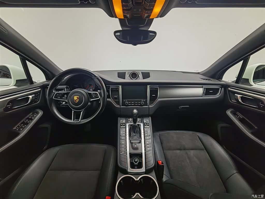 Porsche Macan, 2017 все фото