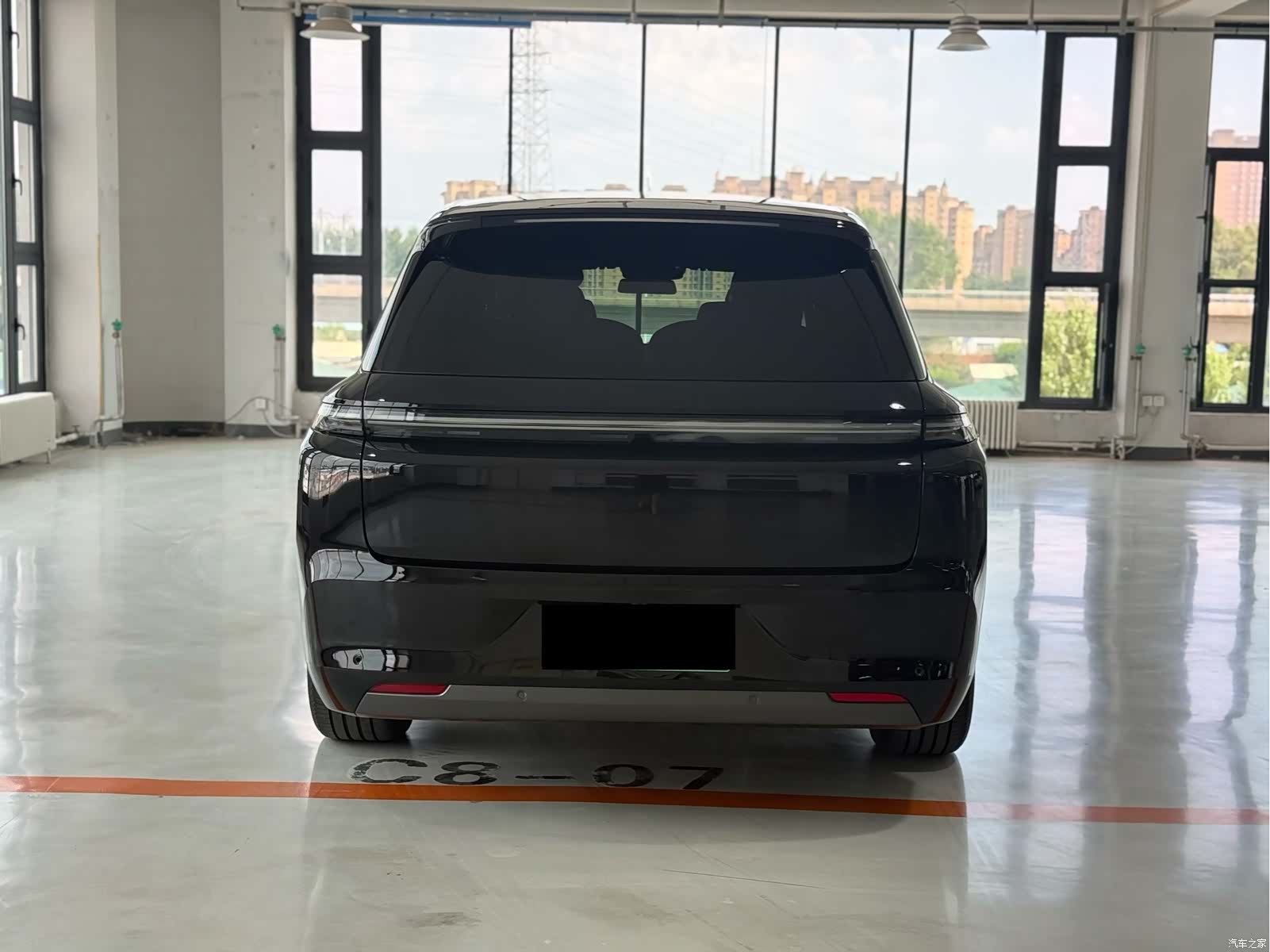 Li Auto L8, 2023 8