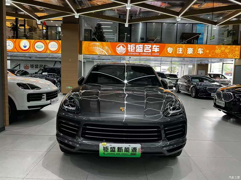 Porsche Cayenne, 2020 все фото