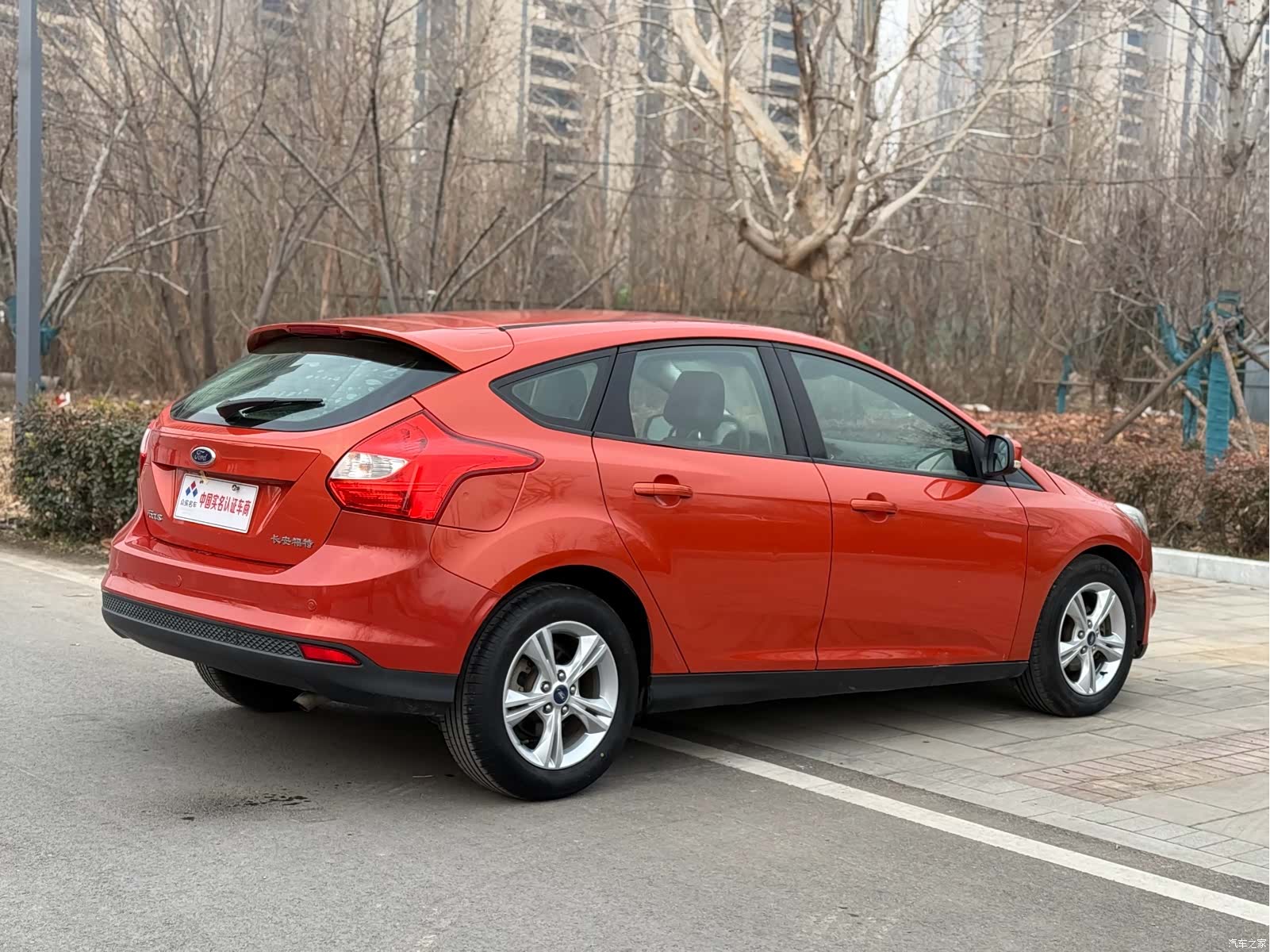 Ford Focus, 2012 18