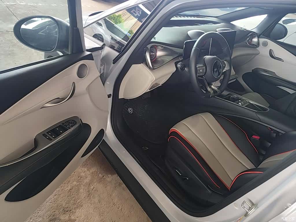 BYD Dolphin, 2021 16