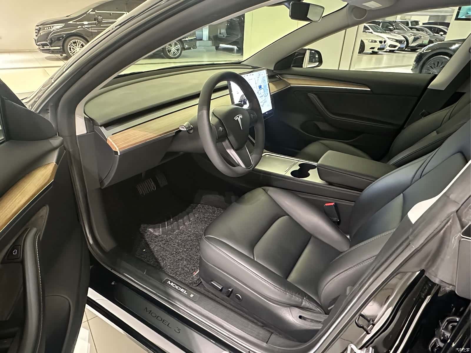 Tesla Model 3, 2022 6