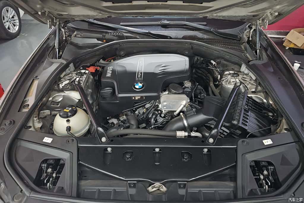 BMW 5 Series, 2017 10