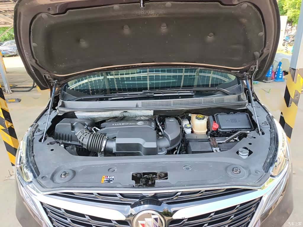 Buick GL8, 2021 20