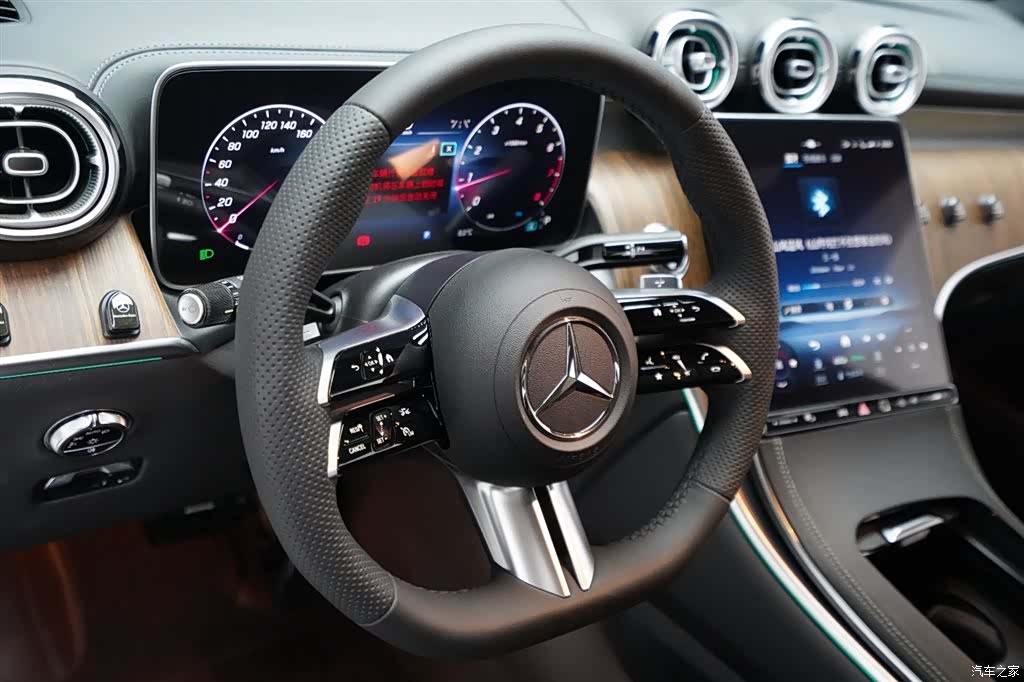 Mercedes-Benz GLC, 2024 7
