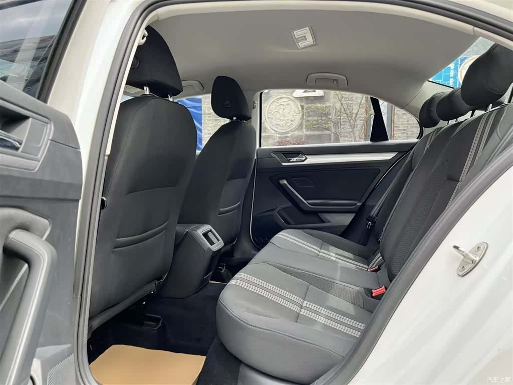 Volkswagen Lamando, 2018 17