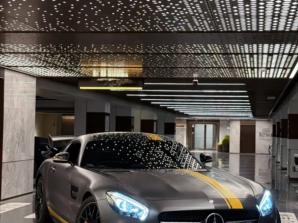 Mercedes-Benz AMG GT Mercedes-Benz AMG GT